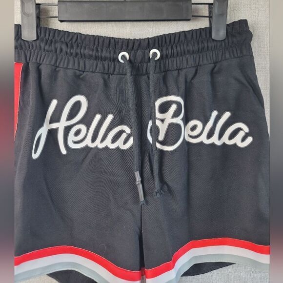 HELLA BELLA Streetwear Shorts - Picture 5 of 9